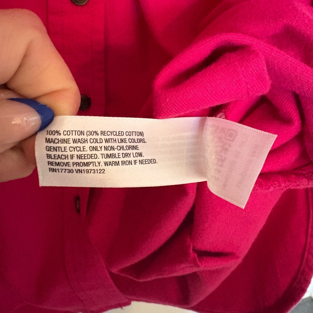 Universal Thread Hot Pink Button-Up Shirt - Picture 4 of 6